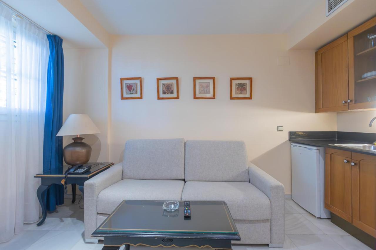 Apartamentos Soho Boutique Vistahermosa Ель-Пуерто-де-Санта-Марія Екстер'єр фото