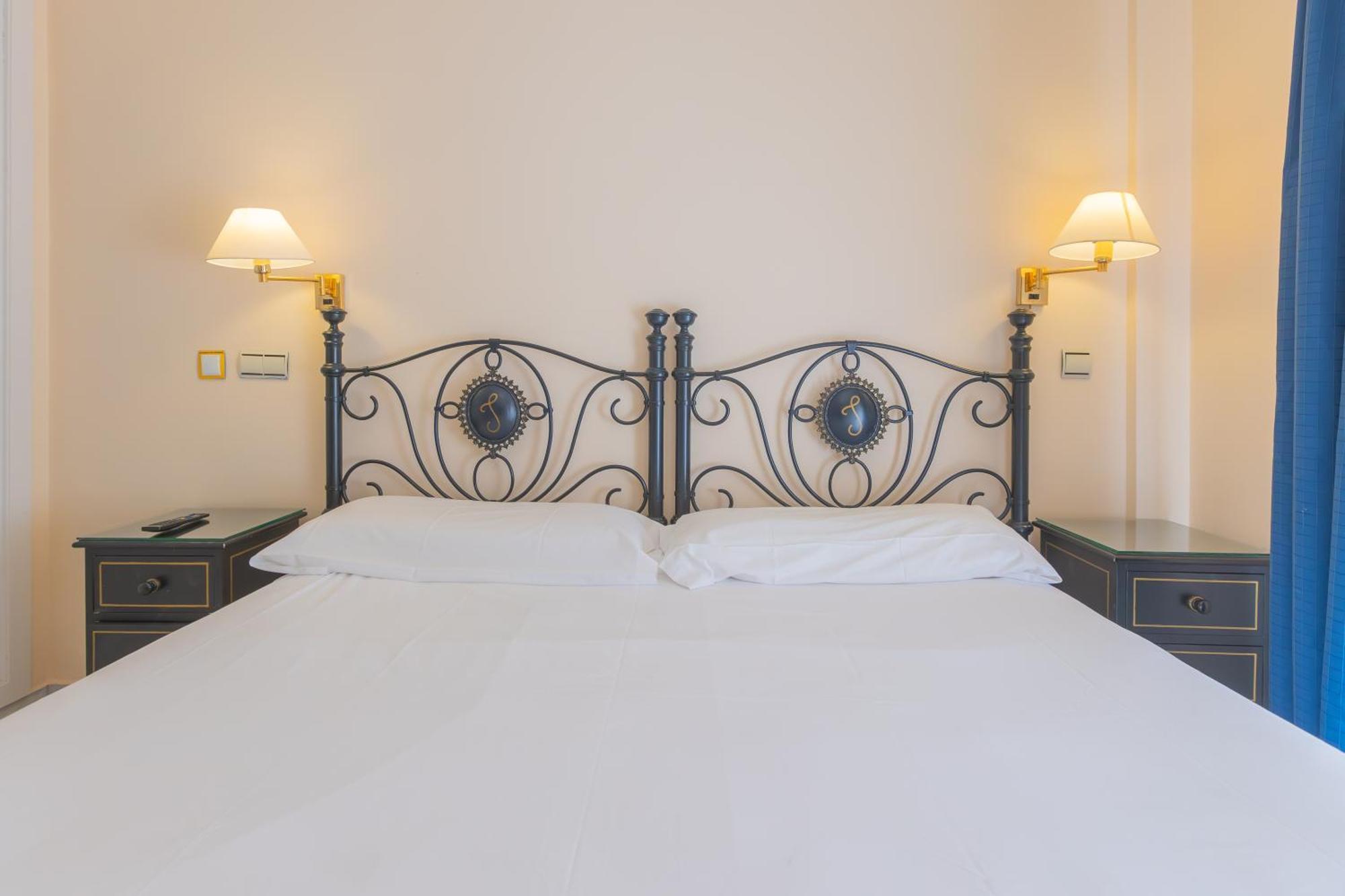 Apartamentos Soho Boutique Vistahermosa Ель-Пуерто-де-Санта-Марія Екстер'єр фото
